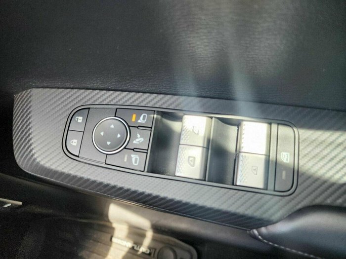 2023 Mitsubishi Outlander LS Black Edition