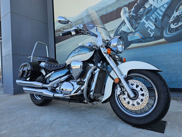 2011 Suzuki VL800T (BOULEVARD C50T) White