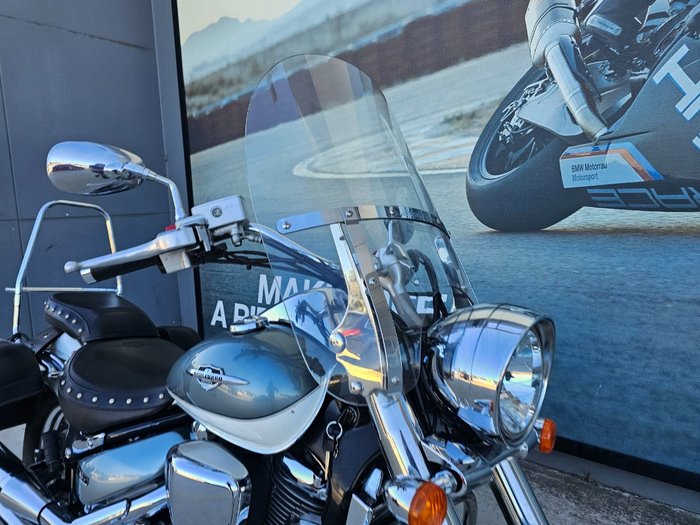 2011 Suzuki VL800T (BOULEVARD C50T) White