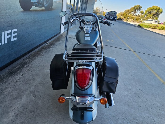 2011 Suzuki VL800T (BOULEVARD C50T) White