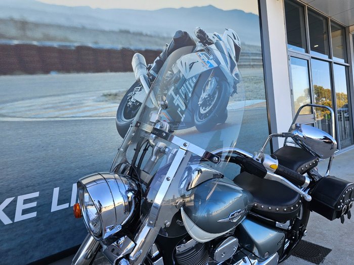 2011 Suzuki VL800T (BOULEVARD C50T) White