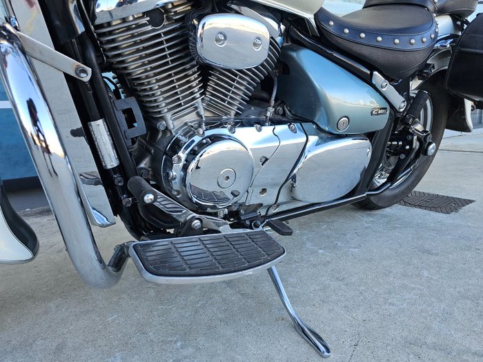 2011 Suzuki VL800T (BOULEVARD C50T) White