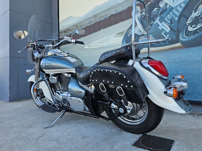 2011 Suzuki VL800T (BOULEVARD C50T) White