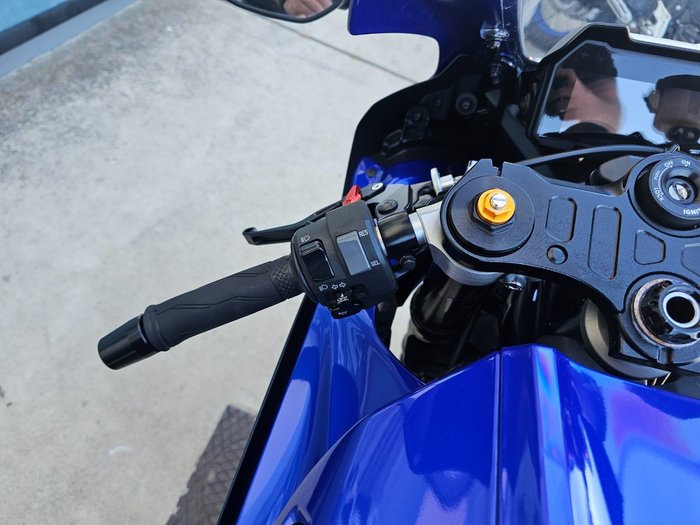 2024 Yamaha YZF-R7LA Blue