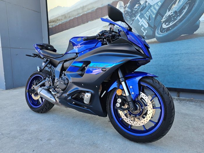 2024 Yamaha YZF-R7LA Blue
