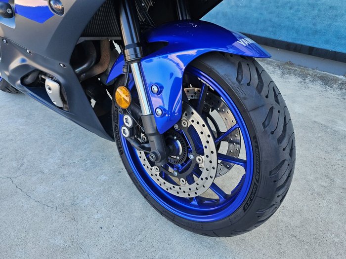 2024 Yamaha YZF-R7LA Blue