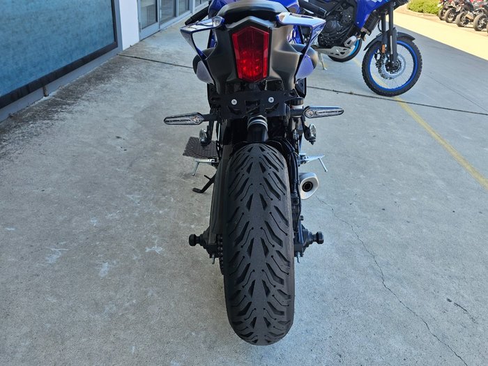 2024 Yamaha YZF-R7LA Blue