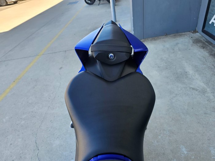 2024 Yamaha YZF-R7LA Blue