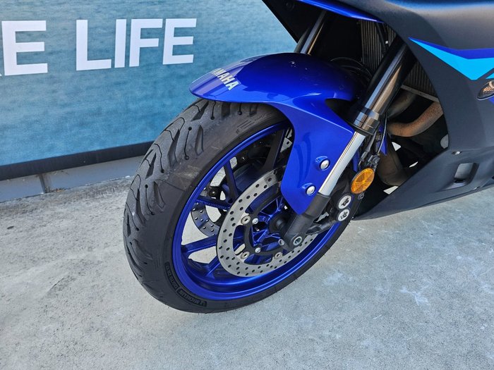 2024 Yamaha YZF-R7LA Blue