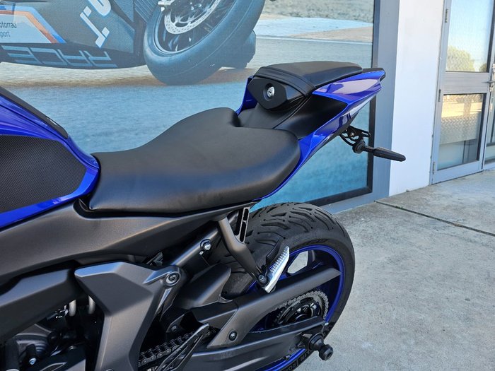 2024 Yamaha YZF-R7LA Blue