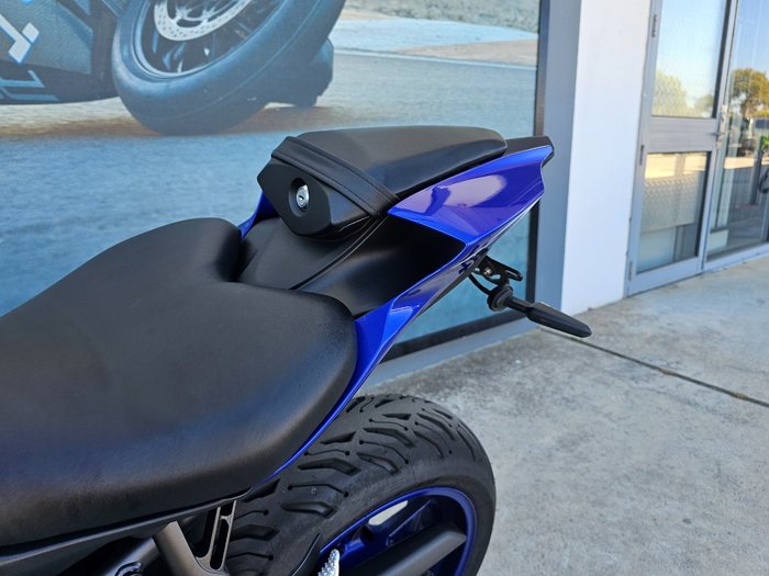 2024 Yamaha YZF-R7LA Blue