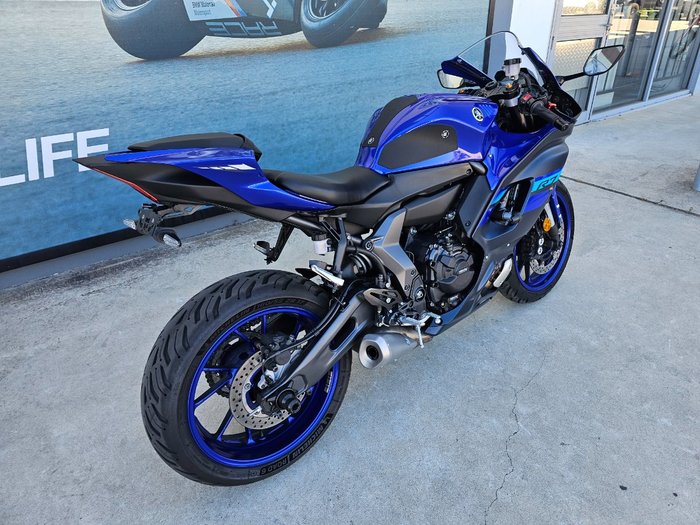 2024 Yamaha YZF-R7LA Blue