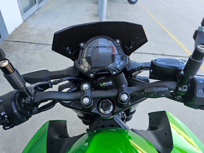 2022 Kawasaki Z400 Green