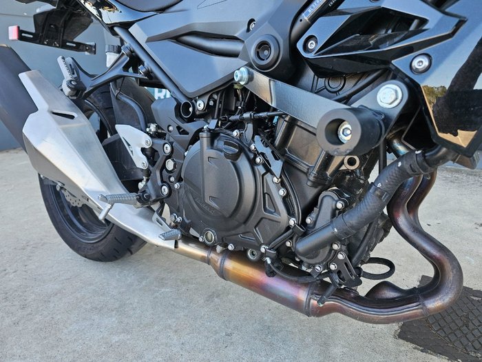 2022 Kawasaki Z400 Green