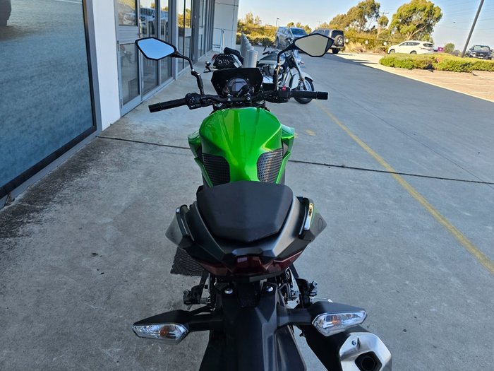 2022 Kawasaki Z400 Green