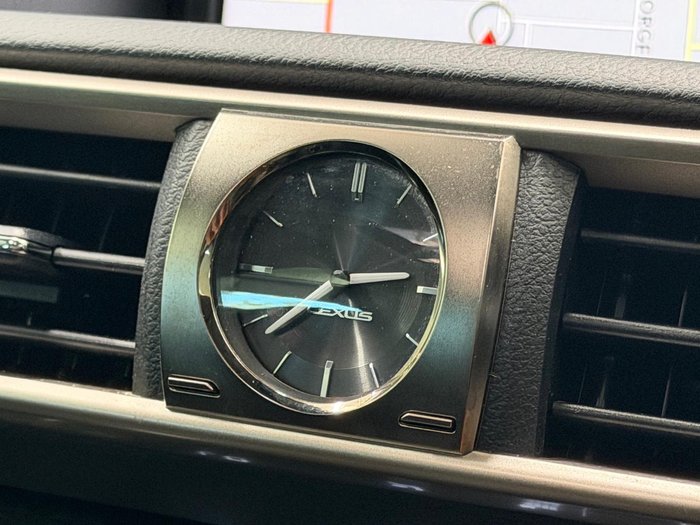 2018 Lexus IS 350 Sports Luxury GSE31R Titanium Silver