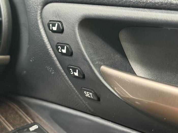 2018 Lexus IS 350 Sports Luxury GSE31R Titanium Silver