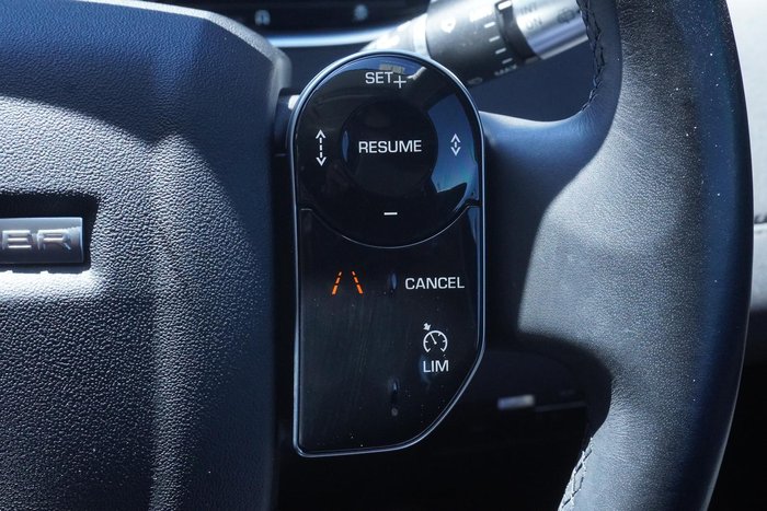 2019 Land Rover Range Rover Evoque P200 SE