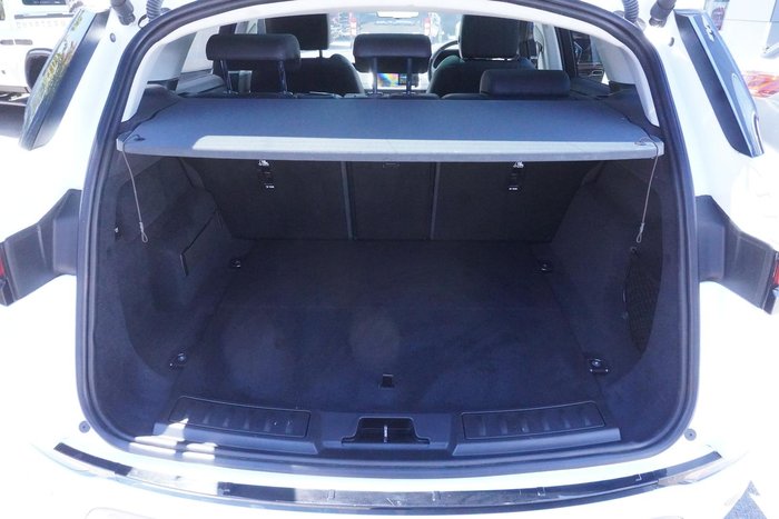 2019 Land Rover Range Rover Evoque P200 SE