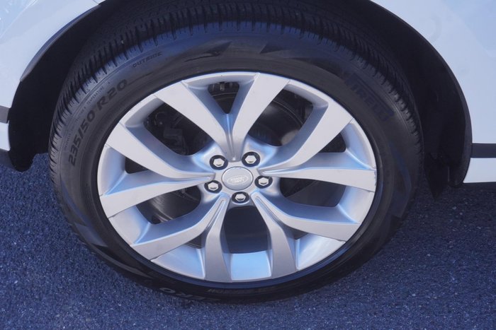 2019 Land Rover Range Rover Evoque P200 SE