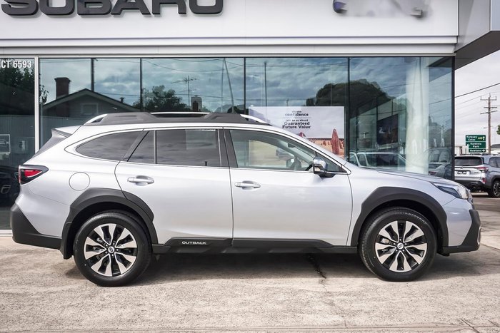2025 Subaru Outback AWD Touring XT