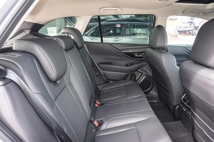 2025 Subaru Outback AWD Touring XT