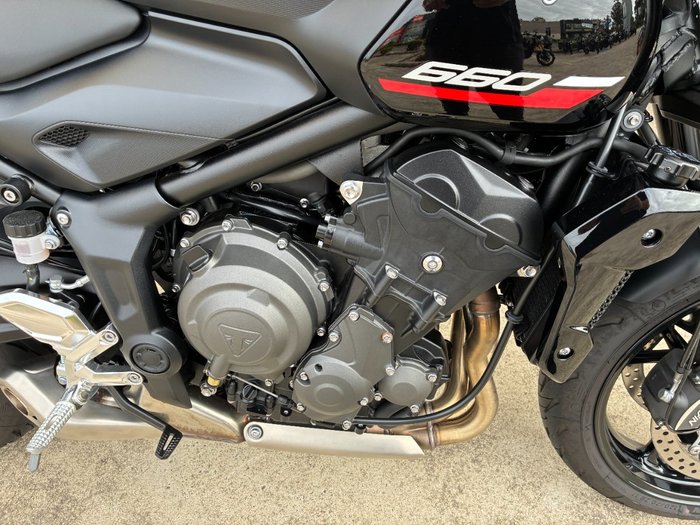 2025 Triumph TRIDENT 660 Black
