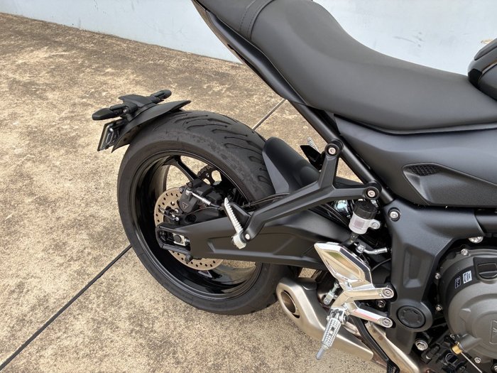 2025 Triumph TRIDENT 660 Black