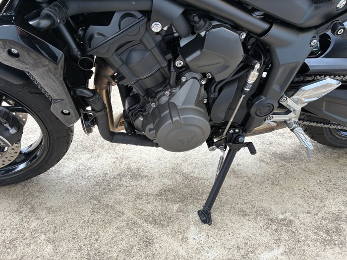 2025 Triumph TRIDENT 660 Black