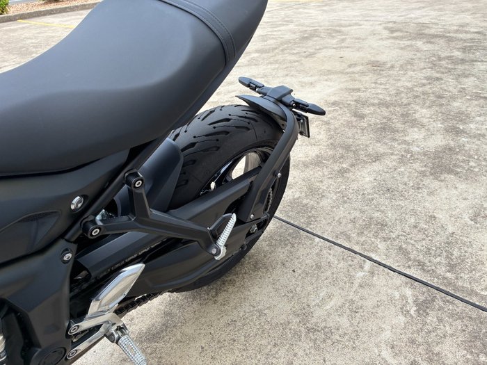 2025 Triumph TRIDENT 660 Black