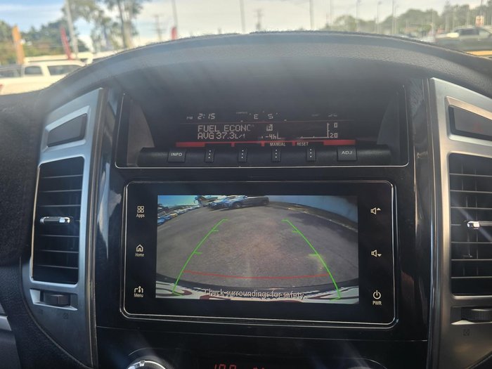 2018 Mitsubishi Pajero GLX