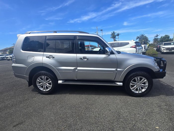 2018 Mitsubishi Pajero