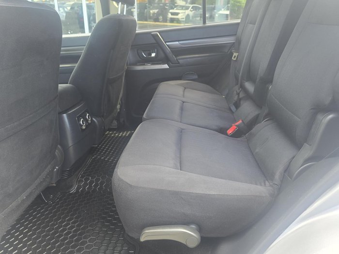 2018 Mitsubishi Pajero GLX NX MY18 4X4 Dual Range Sterling Silver