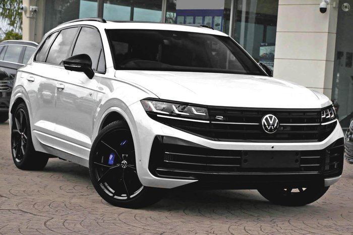 2025 Volkswagen Touareg R