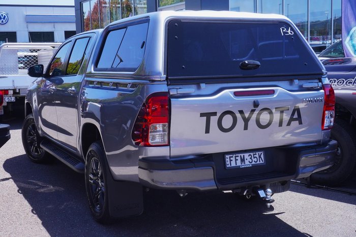 2023 Toyota Hilux SR