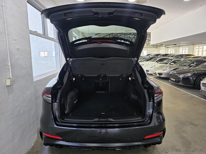 2022 Maserati Levante Modena