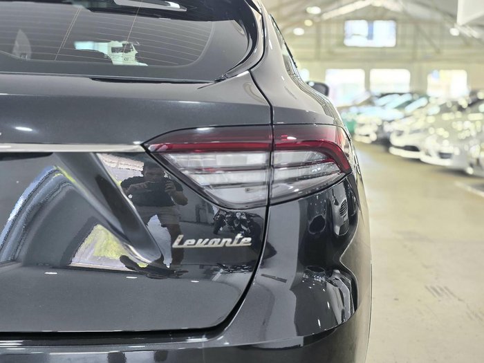 2022 Maserati Levante Modena