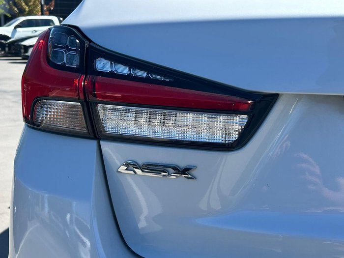 2022 Mitsubishi ASX ES