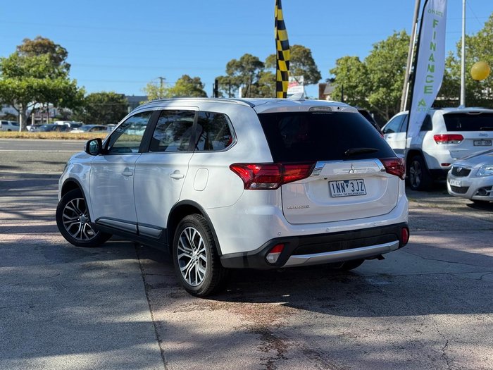 2017 Mitsubishi Outlander LS
