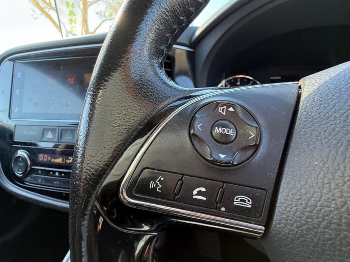 2017 Mitsubishi Outlander LS ZL MY18.5 AWD White