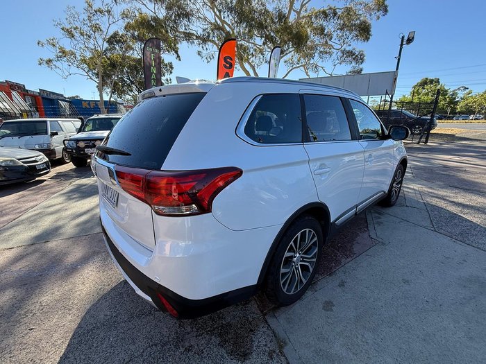 2017 Mitsubishi Outlander LS Safety Pack ZK MY17 4X4 On Demand White