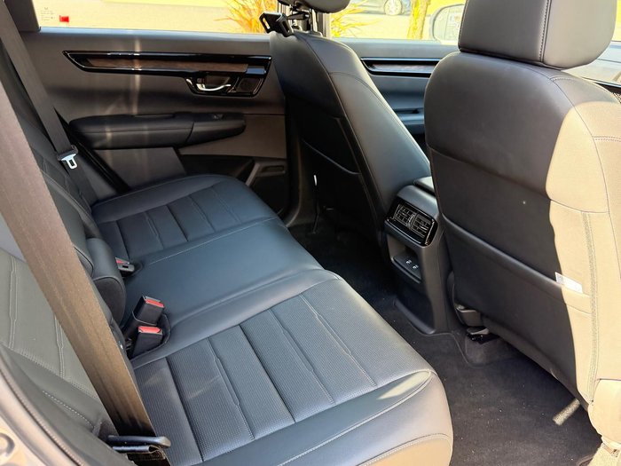 2024 Honda CR-V VTi LX