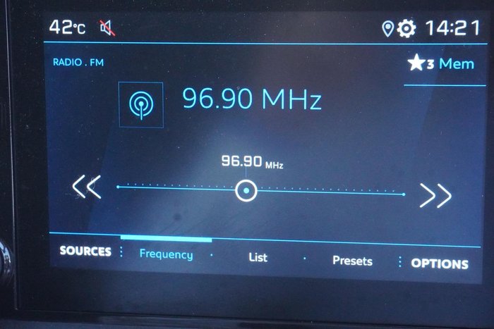 2021 Peugeot Partner 130 THP