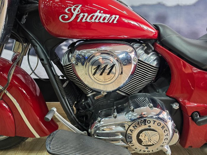 2014 INDIAN CHIEF CLASSIC RED