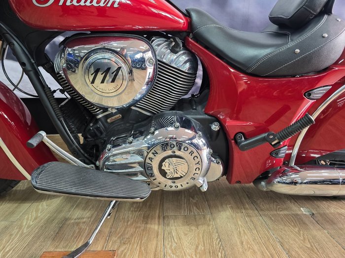 2014 INDIAN CHIEF CLASSIC RED