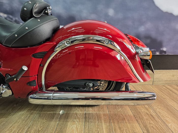 2014 INDIAN CHIEF CLASSIC RED