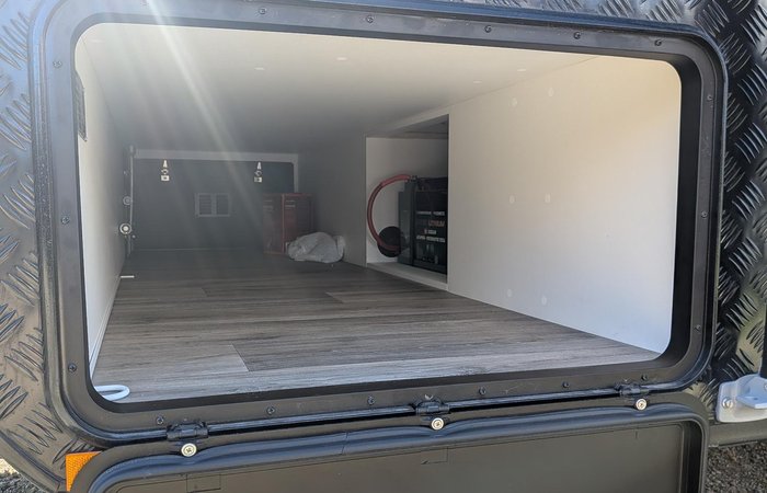 2025 JB Caravans Dirt Roader (19'6)