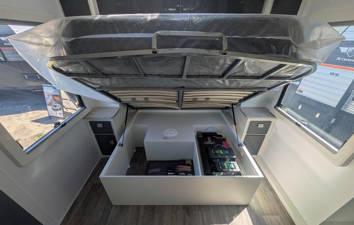 2025 JB Caravans Dirt Roader (19'6)