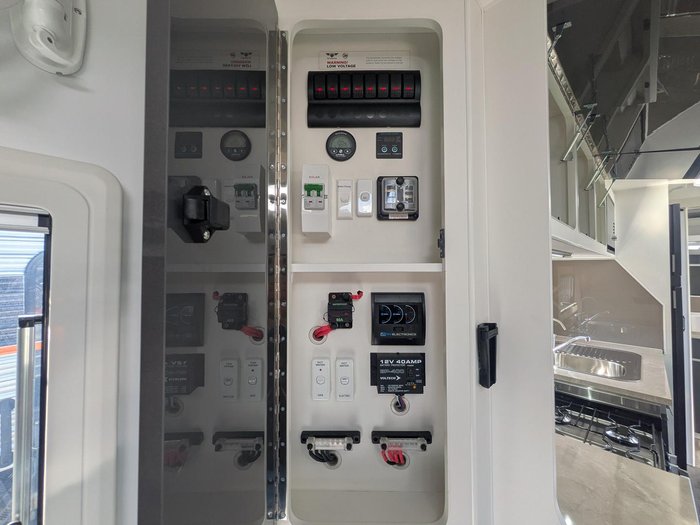 2025 JB Caravans Dirt Roader (19'6)