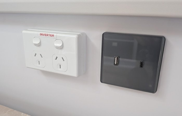 2025 JB Caravans Dirt Roader (19'6)